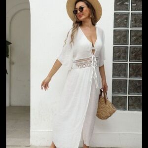 Rebellion Elegant‎ White Women's Swim Cover-Up